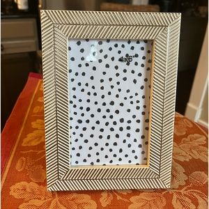 Gold and Ivory Herringbone frame. 4x6. New